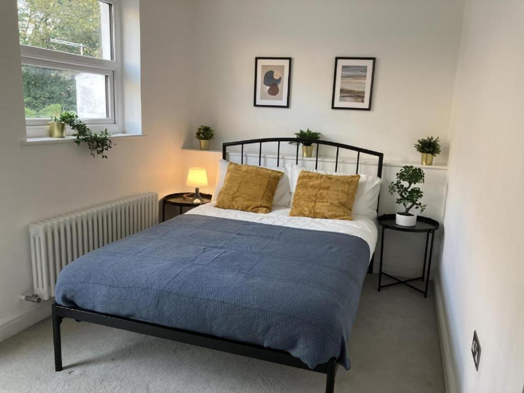 Awesome Refurbished 1 Bed Flat Few Steps To High St ! - 2 East House Apartment Epsom Bagian luar foto